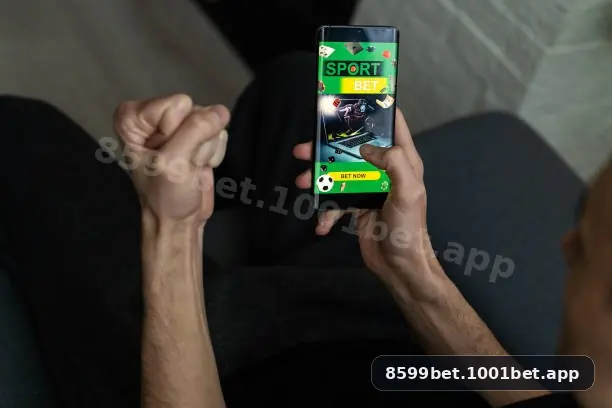 Imagem promocional da 8599bet mostrando benefícios e ofertas da plataforma